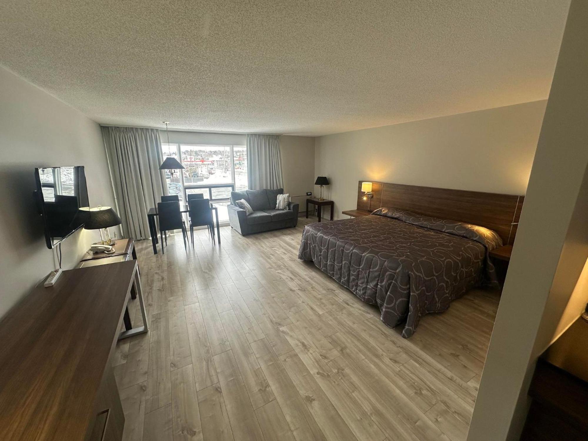 Hotel Motel Le Voyageur Saint-Georges Dış mekan fotoğraf